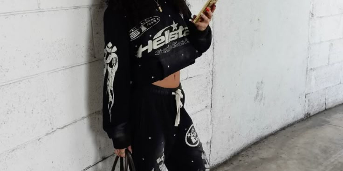 Peak Comfort in Hellstar Sweatpants