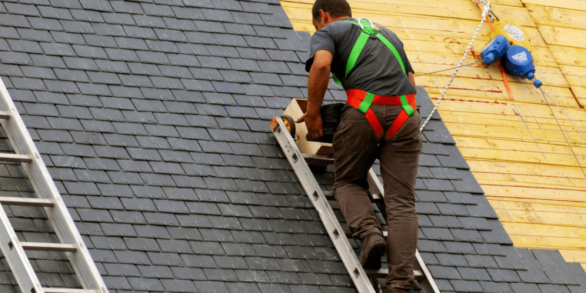 Can Emergency Asphalt Roof Installation Save Your WI Home from Leaks?